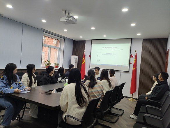 学习照片.jpg 学习照片.jpg