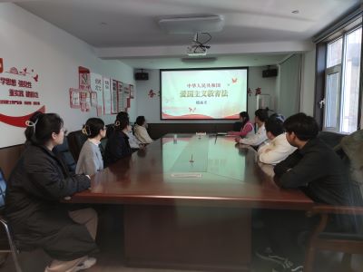 贾荣荣拍摄2.jpg 贾荣荣拍摄2.jpg